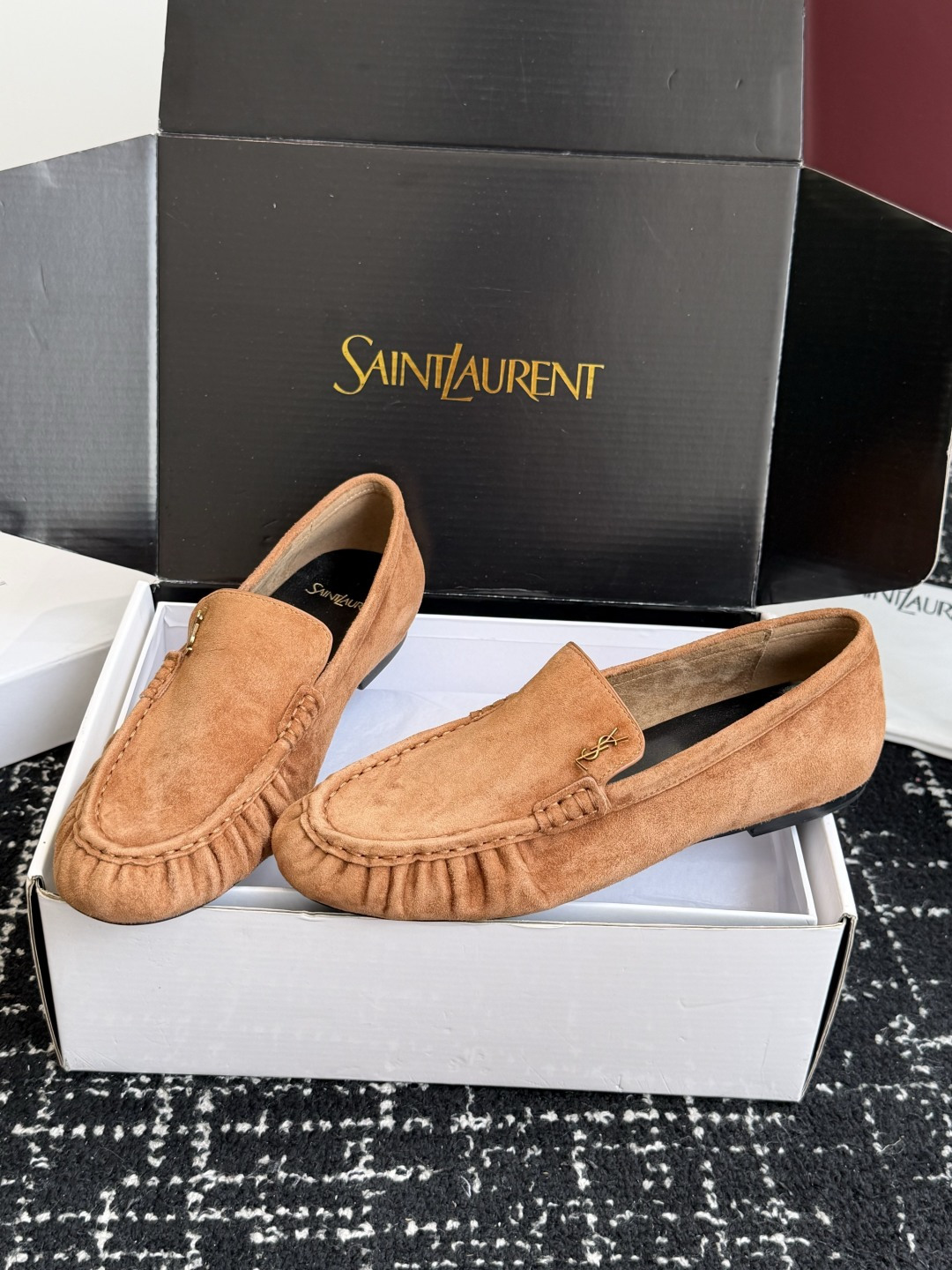 代购级(⚠️官网同步✈️盒包装) YSL Yves Saint Laurent (杨树林)大爆款情侣 樂福鞋小牛皮制造 代购级(⚠️官网同步✈️盒包装) YSL Yves Saint Laurent (杨树林)大爆款情侣 樂福鞋小牛皮制造