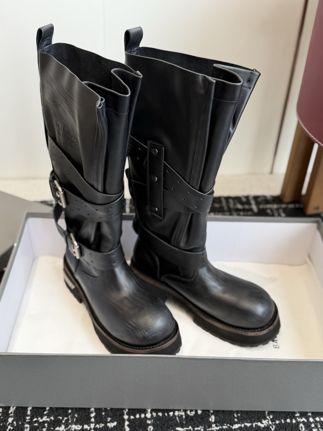 代购级代购 男士+30 巴黎世家26 Fall pre-order New Balenciaga FW26 Venom 代购级代购 男士+30 巴黎世家26 Fall pre-order New Balenciaga FW26 Venom