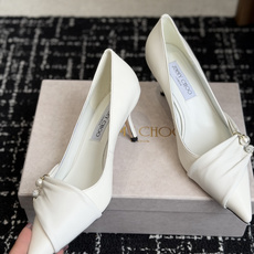 代购级 Jimmy Choo 26ss 春夏 系列JC新款 高跟凉鞋 模糊鞋履与珠宝配饰之间的界线 鲜明 Jimmy C 代购级 Jimmy Choo 26ss 春夏 系列JC新款 高跟凉鞋 模糊鞋履与珠宝配饰之间的界线 鲜明 Jimmy C