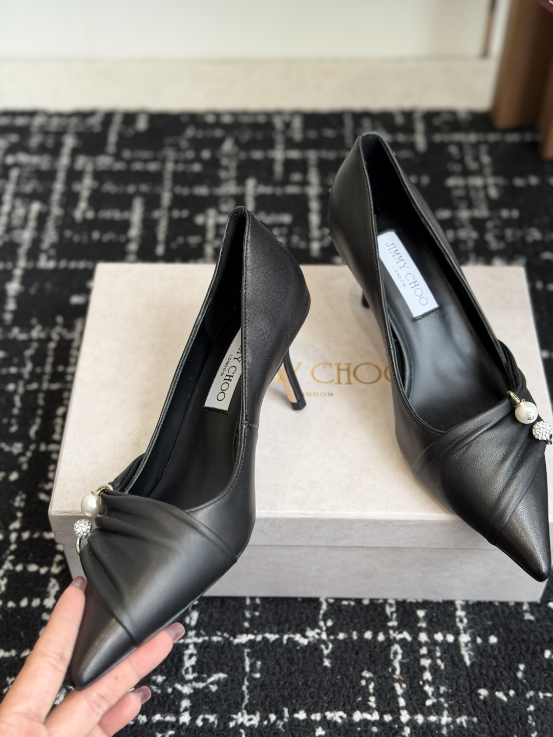 代购级 Jimmy Choo 26ss 春夏 系列JC新款 高跟凉鞋 模糊鞋履与珠宝配饰之间的界线 鲜明 Jimmy C 代购级 Jimmy Choo 26ss 春夏 系列JC新款 高跟凉鞋 模糊鞋履与珠宝配饰之间的界线 鲜明 Jimmy C