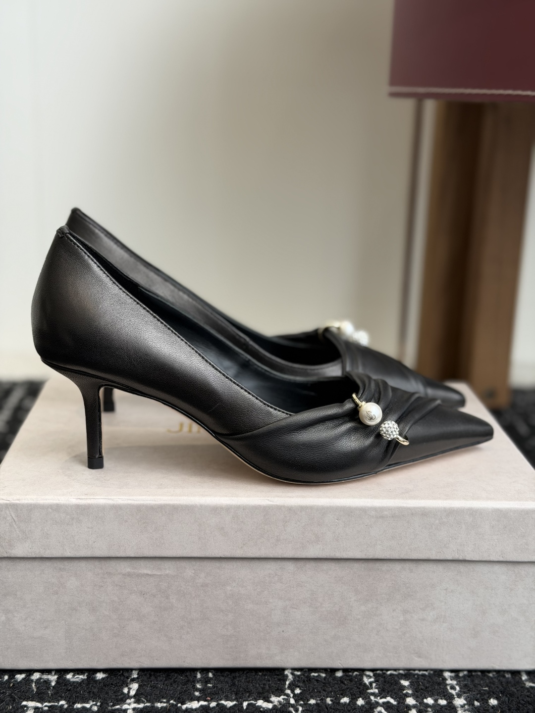代购级 Jimmy Choo 26ss 春夏 系列JC新款 高跟凉鞋 模糊鞋履与珠宝配饰之间的界线 鲜明 Jimmy C 代购级 Jimmy Choo 26ss 春夏 系列JC新款 高跟凉鞋 模糊鞋履与珠宝配饰之间的界线 鲜明 Jimmy C