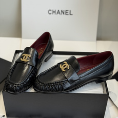 东莞代购级 Chanel 26ss 小香 新款 单鞋 乐福鞋春夏香家必备爆款 女神系列,拥有香家特色优雅名媛气质,超级耐 东莞代购级 Chanel 26ss 小香 新款 单鞋 乐福鞋春夏香家必备爆款 女神系列,拥有香家特色优雅名媛气质,超级耐