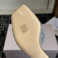 东莞代购级 水晶钻 拖鞋Jimmy Choo 26ss经典款 重逢惊艳 优雅邂逅 碰撞之美 时尚国外博主同款街拍推荐 造 东莞代购级 水晶钻 拖鞋Jimmy Choo 26ss经典款 重逢惊艳 优雅邂逅 碰撞之美 时尚国外博主同款街拍推荐 造