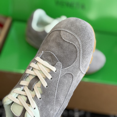 代购级 Bottega Veneta BV葆蝶家 26ss 春夏新款 情侣款 阿甘鞋 德训运动鞋 Sneaker科技尼龙 代购级 Bottega Veneta BV葆蝶家 26ss 春夏新款 情侣款 阿甘鞋 德训运动鞋 Sneaker科技尼龙