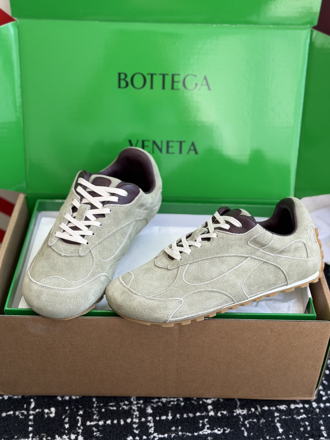 代购级 Bottega Veneta BV葆蝶家 26ss 春夏新款 情侣款 阿甘鞋 德训运动鞋 Sneaker科技尼龙 代购级 Bottega Veneta BV葆蝶家 26ss 春夏新款 情侣款 阿甘鞋 德训运动鞋 Sneaker科技尼龙