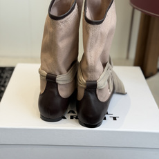 代购级 Isabel Marant 伊莎贝尔 26ss 少女感 一眼就心动 一脚蹬平底短靴 isabel mara 代购级 Isabel Marant 伊莎贝尔 26ss 少女感 一眼就心动 一脚蹬平底短靴 isabel mara