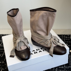 代购级 Isabel Marant 伊莎贝尔 26ss 少女感 一眼就心动 一脚蹬平底短靴 isabel mara 代购级 Isabel Marant 伊莎贝尔 26ss 少女感 一眼就心动 一脚蹬平底短靴 isabel mara