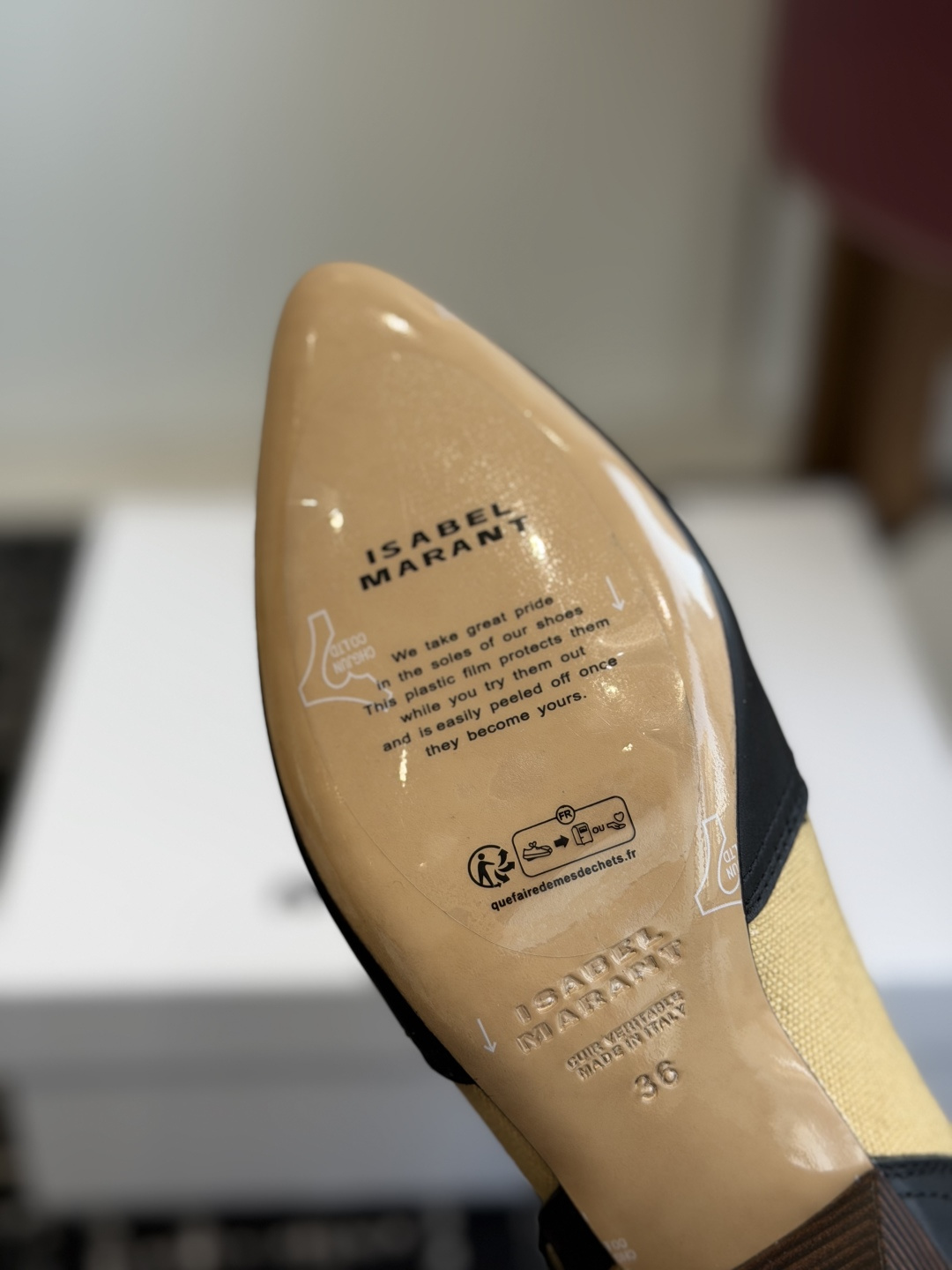代购级 Isabel Marant 伊莎贝尔 26ss 尖头粗跟短靴 一脚蹬粗跟短靴 isabel marant 代购级 Isabel Marant 伊莎贝尔 26ss 尖头粗跟短靴 一脚蹬粗跟短靴 isabel marant