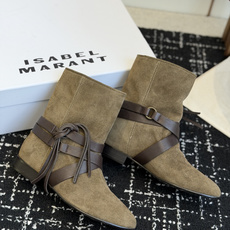 代购级 Isabel Marant 伊莎贝尔 26ss 少女感 一眼就心动 一脚蹬平底短靴 isabel mara 代购级 Isabel Marant 伊莎贝尔 26ss 少女感 一眼就心动 一脚蹬平底短靴 isabel mara