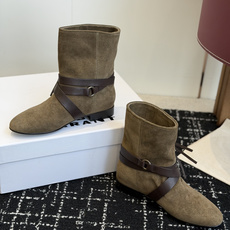 代购级 Isabel Marant 伊莎贝尔 26ss 少女感 一眼就心动 一脚蹬平底短靴 isabel mara 代购级 Isabel Marant 伊莎贝尔 26ss 少女感 一眼就心动 一脚蹬平底短靴 isabel mara