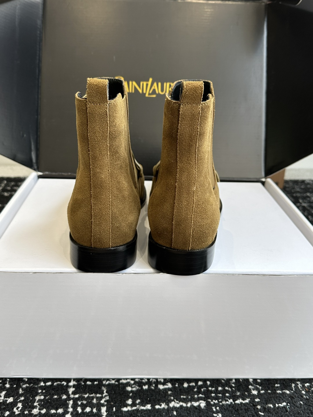 代购级（⚠️官网同步✈️盒包装） YSL Yves Saint Laurent  (杨树林）大爆款情侣 樂福鞋小牛皮制造
