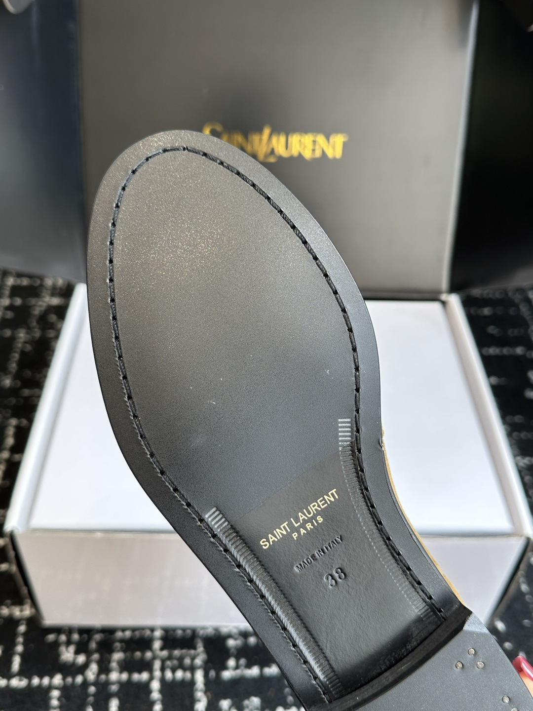 代购级（⚠️官网同步✈️盒包装） YSL Yves Saint Laurent  (杨树林）大爆款情侣 樂福鞋小牛皮制造