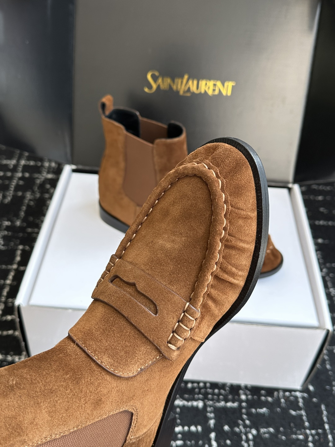 代购级(⚠️官网同步✈️盒包装) YSL Yves Saint Laurent (杨树林)大爆款情侣 樂福鞋小牛皮制造 代购级(⚠️官网同步✈️盒包装) YSL Yves Saint Laurent (杨树林)大爆款情侣 樂福鞋小牛皮制造