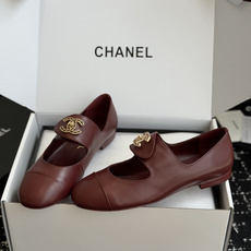 代购级 CHANEL 香奈儿 26ss 圆头 金属扣玛丽珍 单鞋 第一眼看上就被种草了根据天气变化自由穿搭!套上袜套春 代购级 CHANEL 香奈儿 26ss 圆头 金属扣玛丽珍 单鞋 第一眼看上就被种草了根据天气变化自由穿搭!套上袜套春