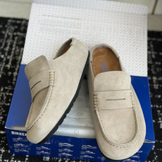 代购级 BIRKENSTOCK 24ss秋冬博肯 真软木潮流时尚 钻扣 休闲 包头拖 人体工程学设计符合脚形的脚床,软 代购级 BIRKENSTOCK 24ss秋冬博肯 真软木潮流时尚 钻扣 休闲 包头拖 人体工程学设计符合脚形的脚床,软