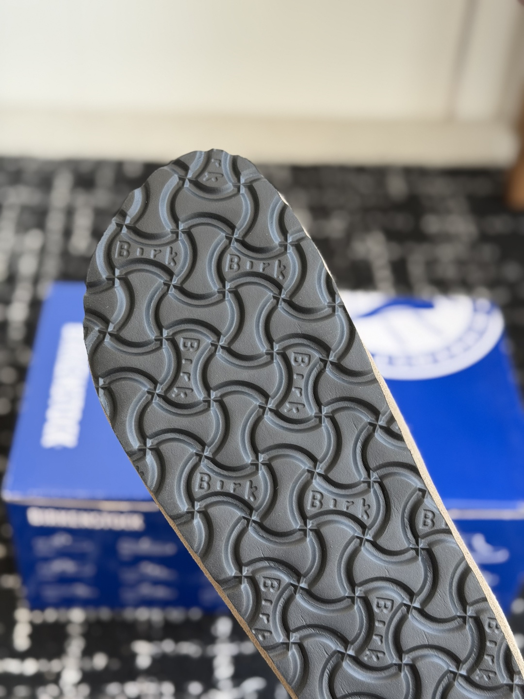 代购级 BIRKENSTOCK 24ss秋冬博肯 真软木潮流时尚 钻扣 休闲 包头拖 人体工程学设计符合脚形的脚床,软 代购级 BIRKENSTOCK 24ss秋冬博肯 真软木潮流时尚 钻扣 休闲 包头拖 人体工程学设计符合脚形的脚床,软