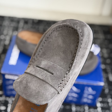 代购级 BIRKENSTOCK 24ss秋冬博肯 真软木潮流时尚 钻扣 休闲 包头拖 人体工程学设计符合脚形的脚床,软 代购级 BIRKENSTOCK 24ss秋冬博肯 真软木潮流时尚 钻扣 休闲 包头拖 人体工程学设计符合脚形的脚床,软