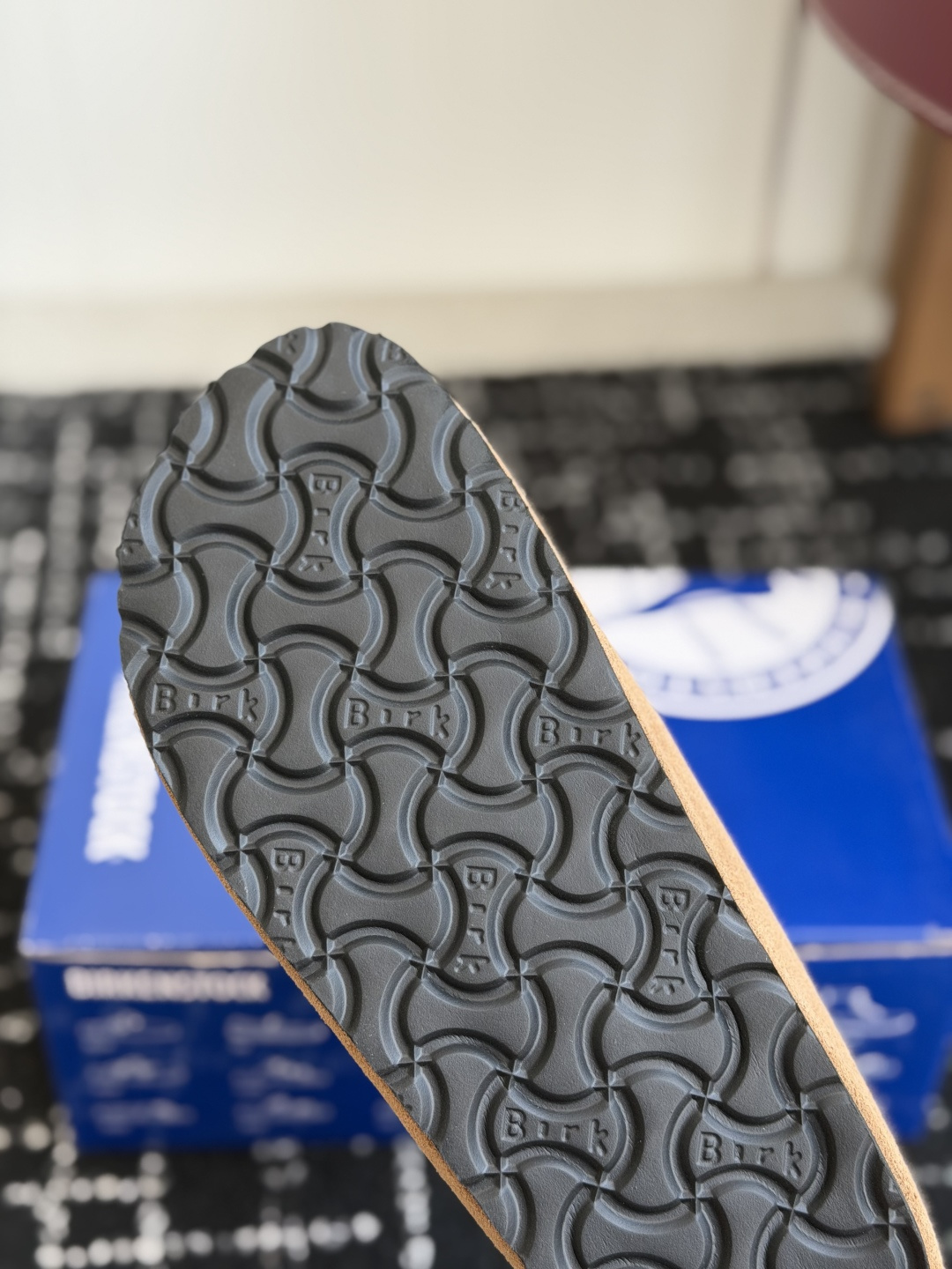 代购级 BIRKENSTOCK 24ss秋冬博肯 真软木潮流时尚 钻扣 休闲 包头拖 人体工程学设计符合脚形的脚床,软 代购级 BIRKENSTOCK 24ss秋冬博肯 真软木潮流时尚 钻扣 休闲 包头拖 人体工程学设计符合脚形的脚床,软