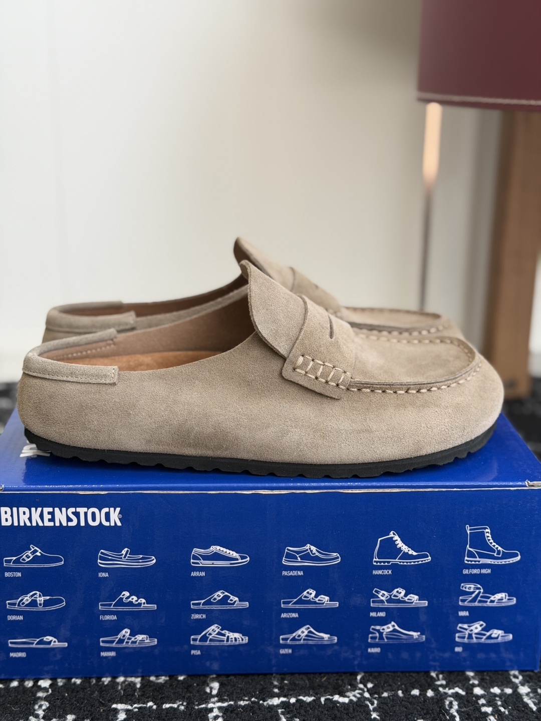 代购级 BIRKENSTOCK 24ss秋冬博肯 真软木潮流时尚 钻扣 休闲 包头拖 人体工程学设计符合脚形的脚床,软 代购级 BIRKENSTOCK 24ss秋冬博肯 真软木潮流时尚 钻扣 休闲 包头拖 人体工程学设计符合脚形的脚床,软