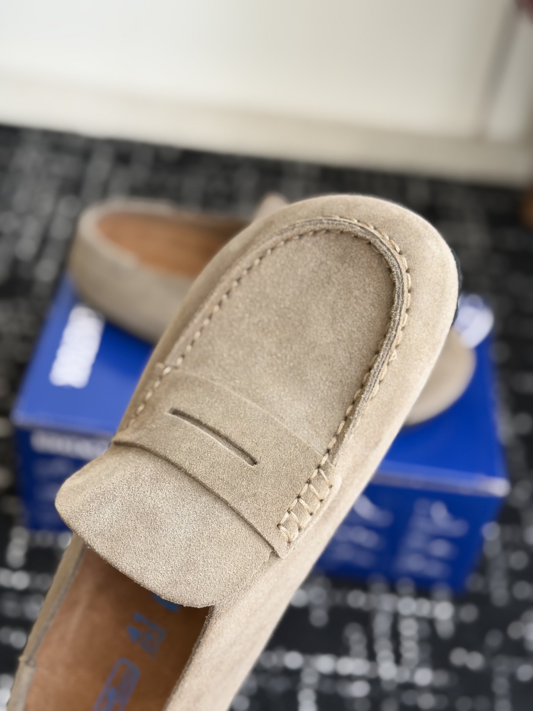 代购级 BIRKENSTOCK 24ss秋冬博肯 真软木潮流时尚 钻扣 休闲 包头拖 人体工程学设计符合脚形的脚床,软 代购级 BIRKENSTOCK 24ss秋冬博肯 真软木潮流时尚 钻扣 休闲 包头拖 人体工程学设计符合脚形的脚床,软