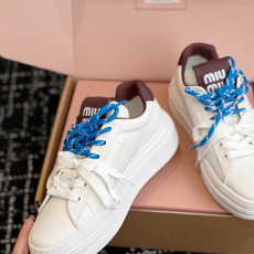 代购级 Miu Miu 26ss 缪缪厚底饼干底 26ss 新款英伦风系带 小白鞋 休闲鞋 MiuMiu秀场适当独一无二 代购级 Miu Miu 26ss 缪缪厚底饼干底 26ss 新款英伦风系带 小白鞋 休闲鞋 MiuMiu秀场适当独一无二