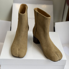 东莞代购级(⚠️官网同步✈️盒包装) MaisonMargiela MM6 马吉拉分趾系列粗跟跟分趾靴 代购同渠道硬货( 东莞代购级(⚠️官网同步✈️盒包装) MaisonMargiela MM6 马吉拉分趾系列粗跟跟分趾靴 代购同渠道硬货(