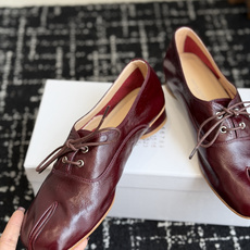 代购级 Maison Margiela 2026ss 新款MM6马吉拉新品分趾小皮鞋 乐福鞋 新品百搭复古 给你不 代购级 Maison Margiela 2026ss 新款MM6马吉拉新品分趾小皮鞋 乐福鞋 新品百搭复古 给你不