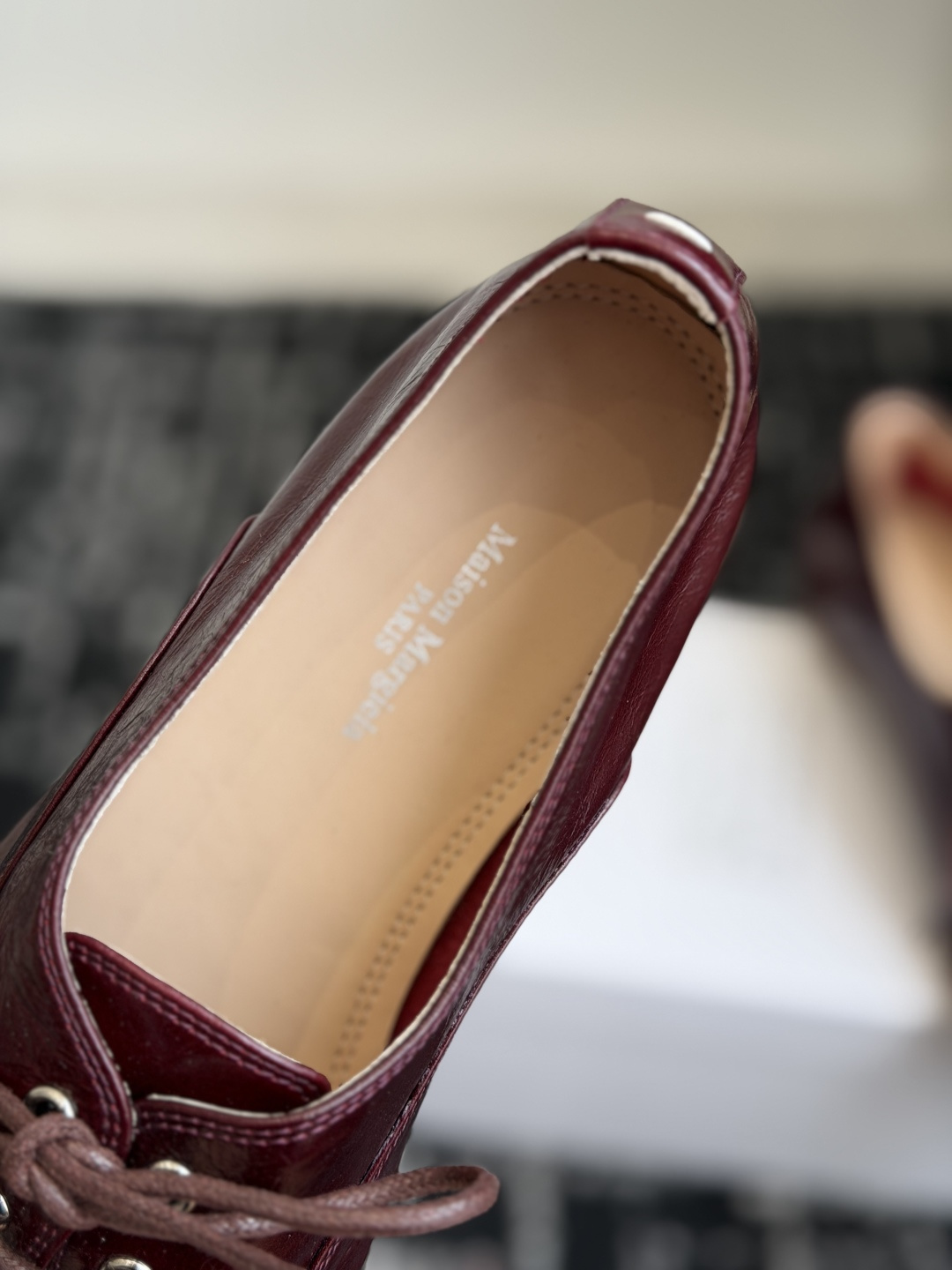 代购级 Maison Margiela 2026ss 新款MM6马吉拉新品分趾小皮鞋 乐福鞋 新品百搭复古 给你不 代购级 Maison Margiela 2026ss 新款MM6马吉拉新品分趾小皮鞋 乐福鞋 新品百搭复古 给你不