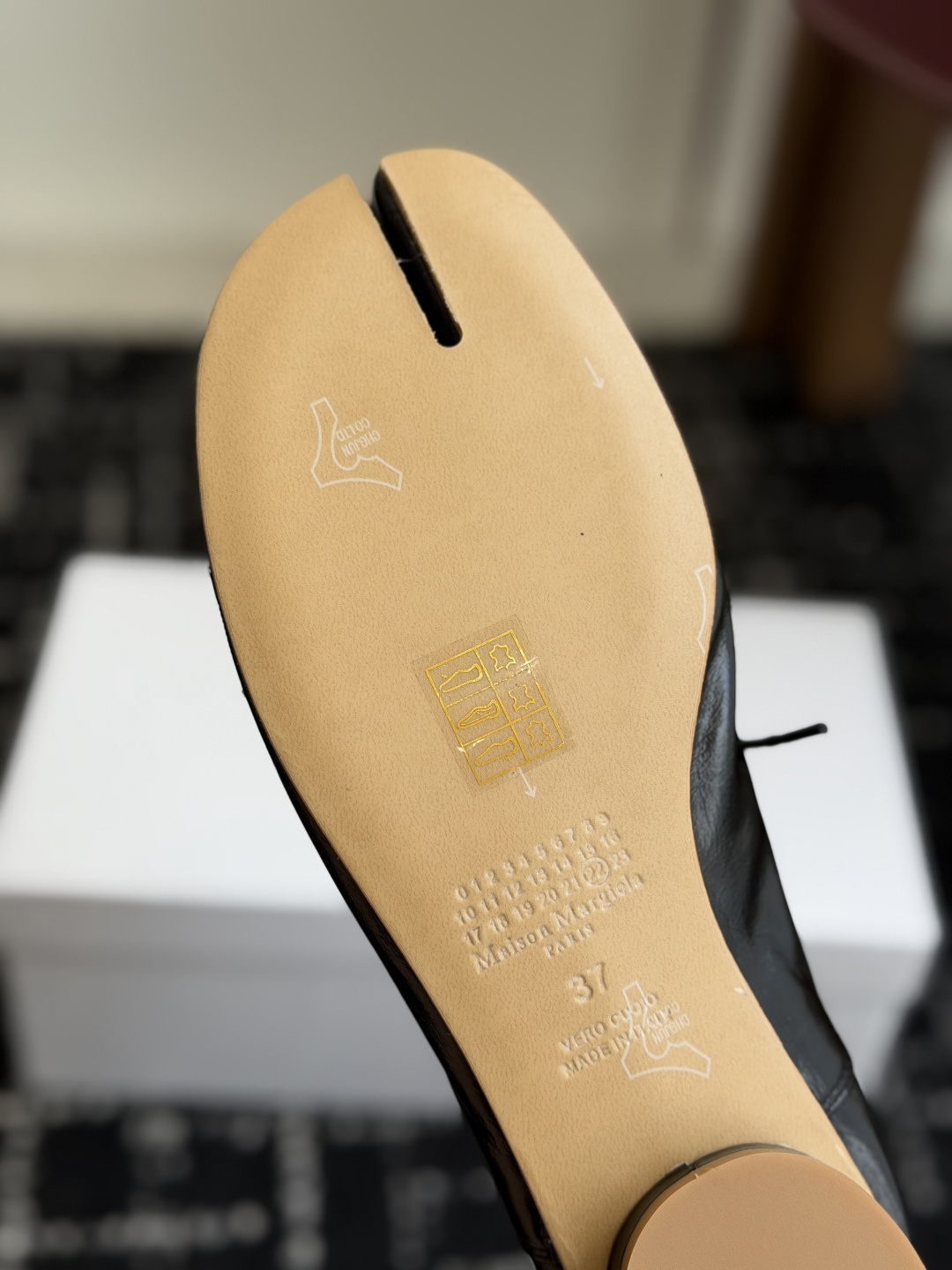 代购级 Maison Margiela 2026ss 新款MM6马吉拉新品分趾小皮鞋 乐福鞋 新品百搭复古 给你不 代购级 Maison Margiela 2026ss 新款MM6马吉拉新品分趾小皮鞋 乐福鞋 新品百搭复古 给你不
