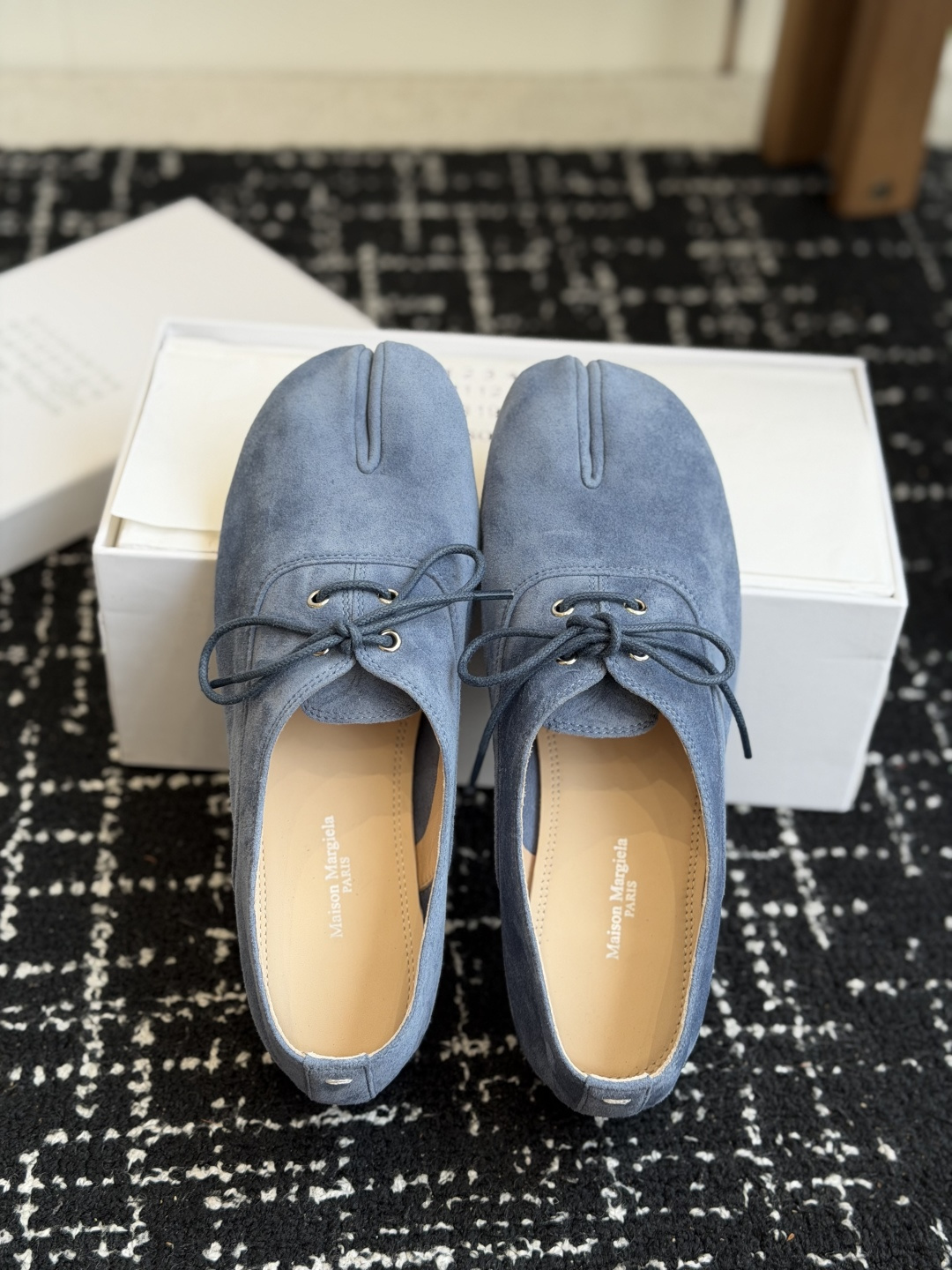 代购级 Maison Margiela 2026ss 新款MM6马吉拉新品分趾小皮鞋 乐福鞋 新品百搭复古 给你不 代购级 Maison Margiela 2026ss 新款MM6马吉拉新品分趾小皮鞋 乐福鞋 新品百搭复古 给你不
