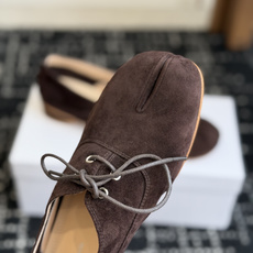 代购级 Maison Margiela 2026ss 新款MM6马吉拉新品分趾小皮鞋 乐福鞋 新品百搭复古 给你不 代购级 Maison Margiela 2026ss 新款MM6马吉拉新品分趾小皮鞋 乐福鞋 新品百搭复古 给你不