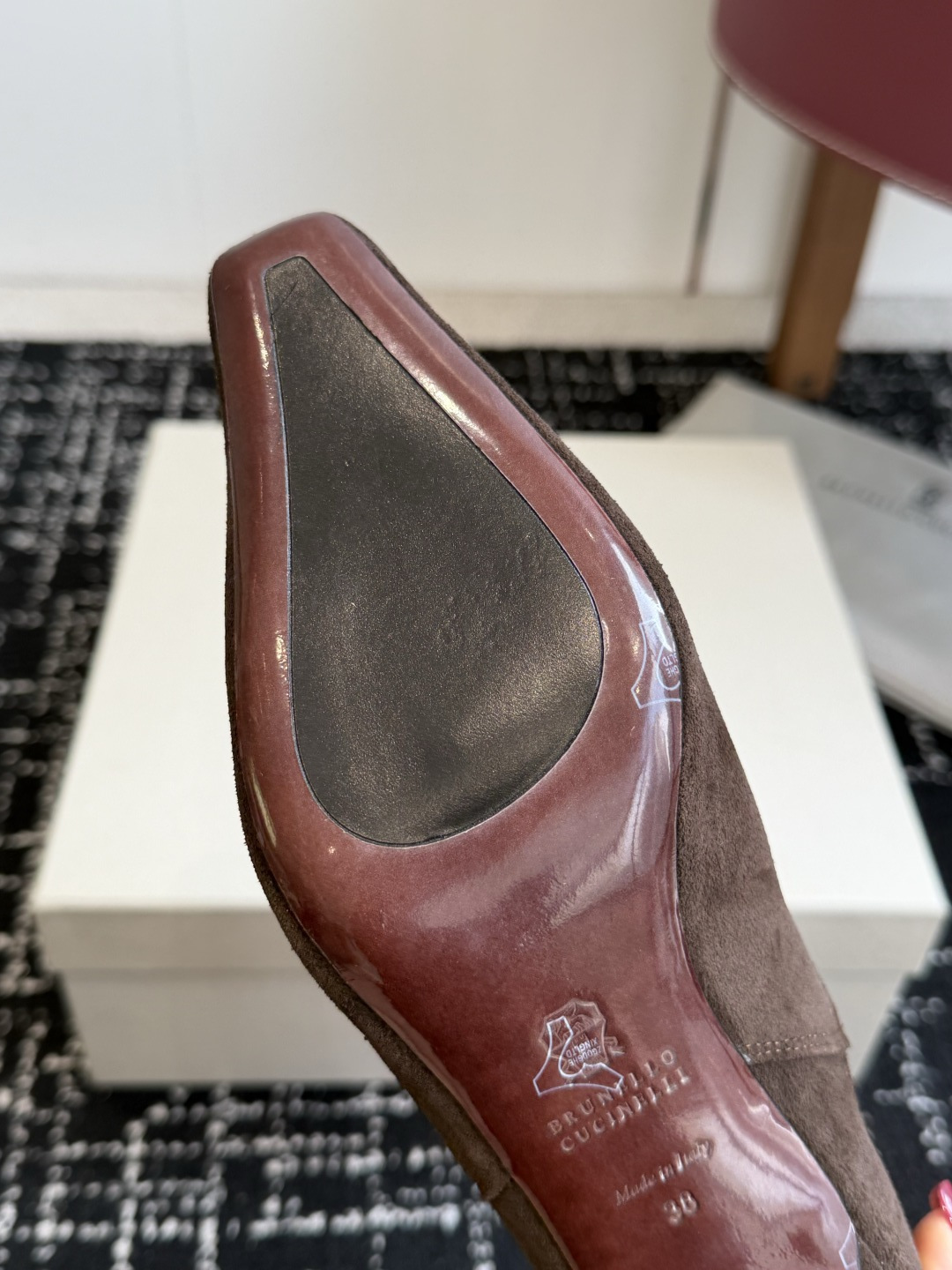 代购级Brunello CucinelliBC26ss秋冬季新款气质高跟中筒靴 自带高冷疏离的清冷极简格调,利落圆头拉长 代购级Brunello CucinelliBC26ss秋冬季新款气质高跟中筒靴 自带高冷疏离的清冷极简格调,利落圆头拉长