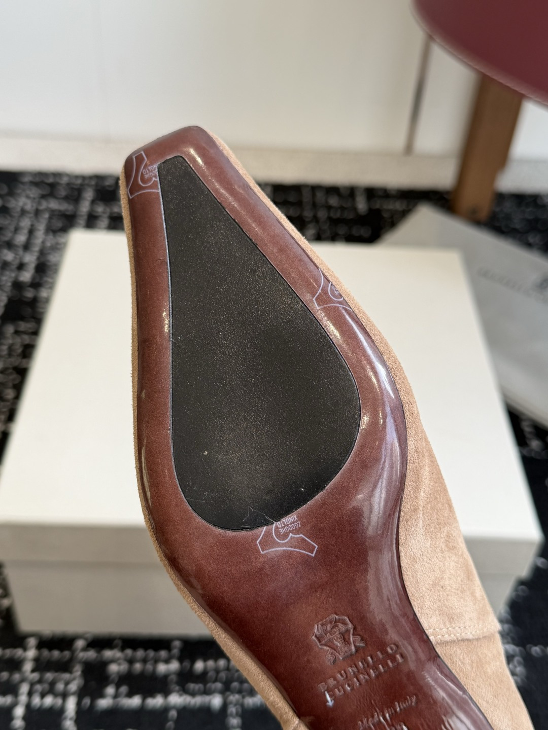 代购级Brunello CucinelliBC26ss秋冬季新款气质高跟中筒靴 自带高冷疏离的清冷极简格调,利落圆头拉长 代购级Brunello CucinelliBC26ss秋冬季新款气质高跟中筒靴 自带高冷疏离的清冷极简格调,利落圆头拉长