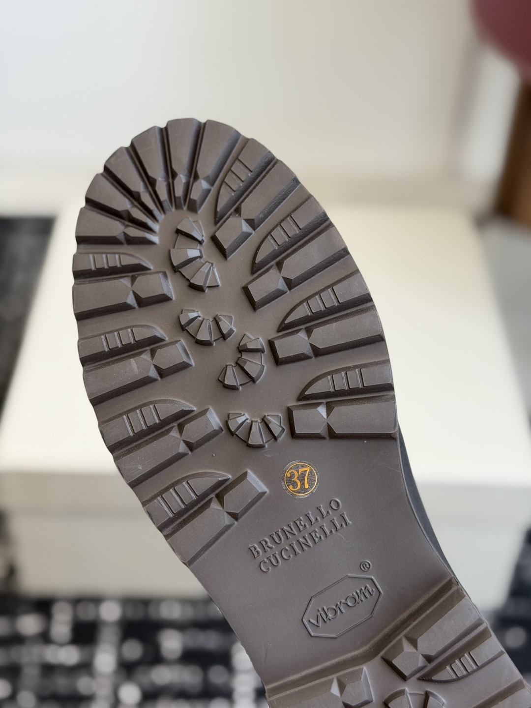 代购级 Brunello Cucineli ss26 秋冬新款 马丁靴 上脚帅气舒适 秋冬一定要有一双Bc的战靴 BC家 代购级 Brunello Cucineli ss26 秋冬新款 马丁靴 上脚帅气舒适 秋冬一定要有一双Bc的战靴 BC家