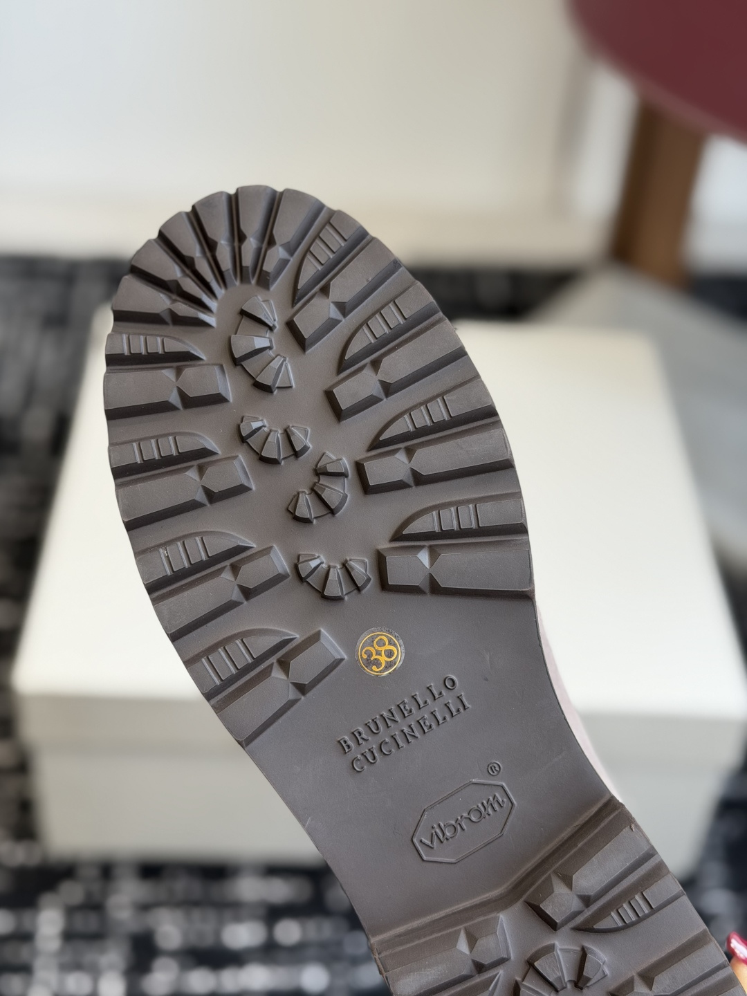 代购级 Brunello Cucineli ss26 秋冬新款 马丁靴 上脚帅气舒适 秋冬一定要有一双Bc的战靴 BC家 代购级 Brunello Cucineli ss26 秋冬新款 马丁靴 上脚帅气舒适 秋冬一定要有一双Bc的战靴 BC家