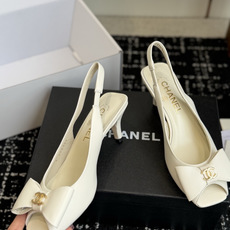代购级 chanel 小香 26ss最新鱼嘴方头高跟鞋 蝴蝶结凉鞋 轻奢而不累脚、上脚可随意搭配春夏的服饰、更加彰显质感 代购级 chanel 小香 26ss最新鱼嘴方头高跟鞋 蝴蝶结凉鞋 轻奢而不累脚、上脚可随意搭配春夏的服饰、更加彰显质感