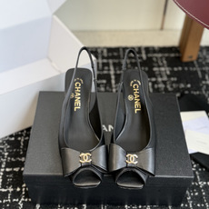 代购级 chanel 小香 26ss最新鱼嘴方头高跟鞋 蝴蝶结凉鞋 轻奢而不累脚、上脚可随意搭配春夏的服饰、更加彰显质感 代购级 chanel 小香 26ss最新鱼嘴方头高跟鞋 蝴蝶结凉鞋 轻奢而不累脚、上脚可随意搭配春夏的服饰、更加彰显质感