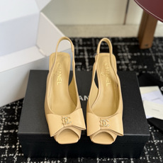 代购级 chanel 小香 26ss最新鱼嘴方头高跟鞋 蝴蝶结凉鞋 轻奢而不累脚、上脚可随意搭配春夏的服饰、更加彰显质感 代购级 chanel 小香 26ss最新鱼嘴方头高跟鞋 蝴蝶结凉鞋 轻奢而不累脚、上脚可随意搭配春夏的服饰、更加彰显质感