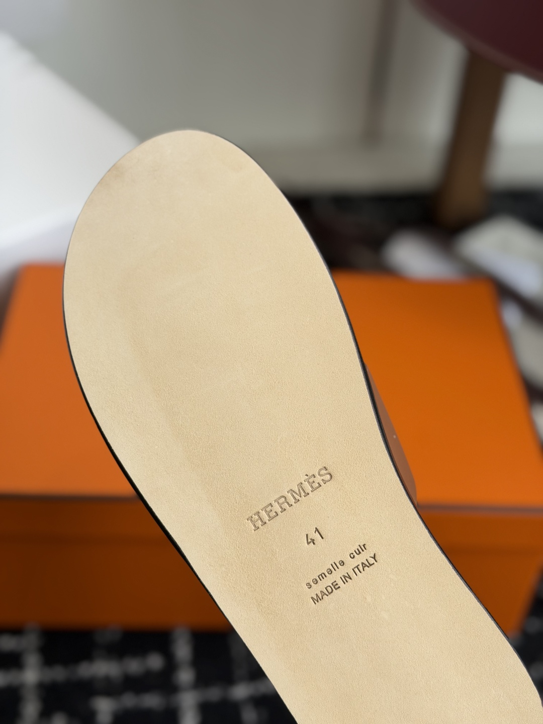 东莞代购级(请注意不退不换码!) Hermes爱马仕lzmir系列 男款 老舅鞋 复古 二舅拖鞋 H拖 凉鞋 原版购入开 东莞代购级(请注意不退不换码!) Hermes爱马仕lzmir系列 男款 老舅鞋 复古 二舅拖鞋 H拖 凉鞋 原版购入开