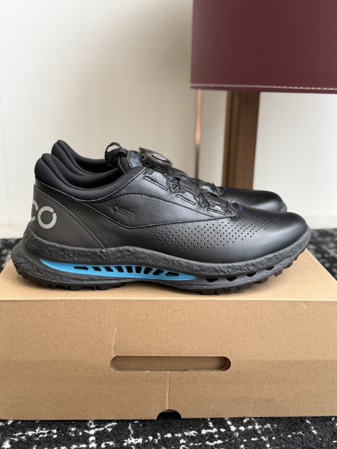 东莞代购级 Ecco/爱步高尔夫球鞋 男26ss新品BIOM健步C5牛皮轻盈柔软透气BOA男鞋!简单的大气的鞋面设计,老 东莞代购级 Ecco/爱步高尔夫球鞋 男26ss新品BIOM健步C5牛皮轻盈柔软透气BOA男鞋!简单的大气的鞋面设计,老