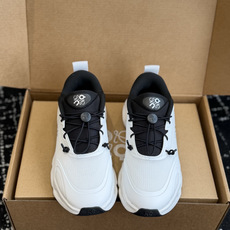 东莞代购级 罗意威LOEWE🇨🇭On昂跑 X联名款Cloudsolo Loewe 3.0 免系鞋带 舒适百搭 低帮跑步鞋 东莞代购级 罗意威LOEWE🇨🇭On昂跑 X联名款Cloudsolo Loewe 3.0 免系鞋带 舒适百搭 低帮跑步鞋