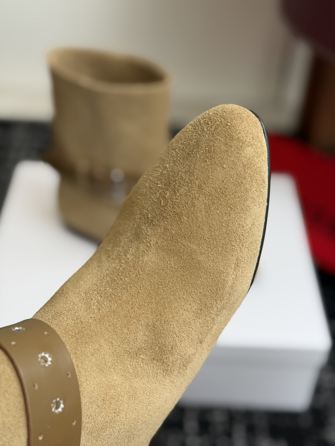 代购级 Isabel Marant 伊莎贝尔 26ss 少女感 一眼就心动 一脚蹬平底短靴 isabel mara 代购级 Isabel Marant 伊莎贝尔 26ss 少女感 一眼就心动 一脚蹬平底短靴 isabel mara