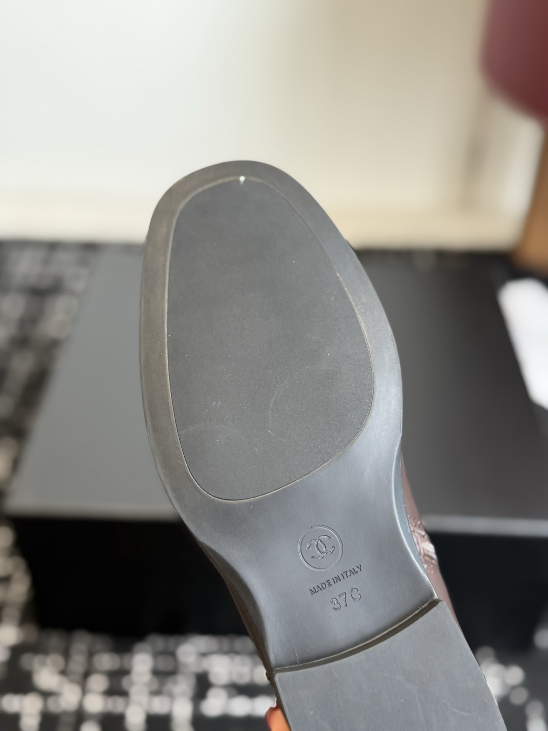 代购级 Chanel 26ss香奈儿中古款 切尔西 短靴 秋冬中古款 上脚特显腿型百搭 任何仙女都可以轻松驾驭 代购级 Chanel 26ss香奈儿中古款 切尔西 短靴 秋冬中古款 上脚特显腿型百搭 任何仙女都可以轻松驾驭