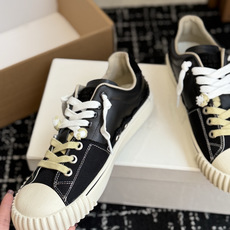 代购级 MaisonMargiela 26ss帆布 系列 马吉拉 MM6 帆布 运动鞋 包头拖火爆来袭!太香了 靓丽 代购级 MaisonMargiela 26ss帆布 系列 马吉拉 MM6 帆布 运动鞋 包头拖火爆来袭!太香了 靓丽