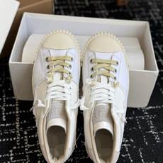 代购级 MaisonMargiela 26ss帆布 系列 马吉拉 MM6 帆布 高帮运动鞋 包头拖火爆来袭!太香了 代购级 MaisonMargiela 26ss帆布 系列 马吉拉 MM6 帆布 高帮运动鞋 包头拖火爆来袭!太香了
