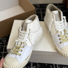 代购级 MaisonMargiela 26ss帆布 系列 马吉拉 MM6 帆布 高帮运动鞋 包头拖火爆来袭!太香了 代购级 MaisonMargiela 26ss帆布 系列 马吉拉 MM6 帆布 高帮运动鞋 包头拖火爆来袭!太香了