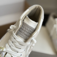 代购级 MaisonMargiela 26ss帆布 系列 马吉拉 MM6 帆布 高帮运动鞋 包头拖火爆来袭!太香了 代购级 MaisonMargiela 26ss帆布 系列 马吉拉 MM6 帆布 高帮运动鞋 包头拖火爆来袭!太香了