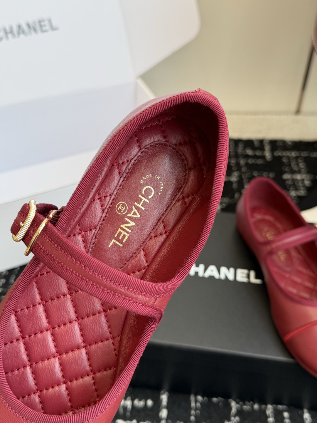 代购级 Chanel 26ss 香奈儿 新款单鞋 芭蕾舞鞋 高版本出货 经典搭配 一眼就能爱上的小爆款 鞋 代购级 Chanel 26ss 香奈儿 新款单鞋 芭蕾舞鞋 高版本出货 经典搭配 一眼就能爱上的小爆款 鞋