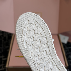 代购级 Miu Miu 26ss 缪缪厚底饼干底 26ss 新款英伦风系带 小白鞋 休闲拖鞋 MiuMiu秀场适当独一无 代购级 Miu Miu 26ss 缪缪厚底饼干底 26ss 新款英伦风系带 小白鞋 休闲拖鞋 MiuMiu秀场适当独一无