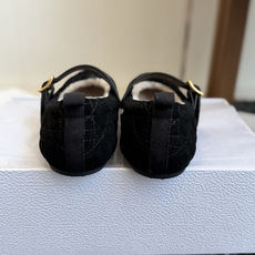 代购级 Dior 26ss 秋冬新品 羊毛玛丽珍 芭蕾舞鞋 新品DIOR格纹芭蕾舞 好乖啊~ 芭蕾鞋经典的迪奥藤格纹元素 代购级 Dior 26ss 秋冬新品 羊毛玛丽珍 芭蕾舞鞋 新品DIOR格纹芭蕾舞 好乖啊~ 芭蕾鞋经典的迪奥藤格纹元素